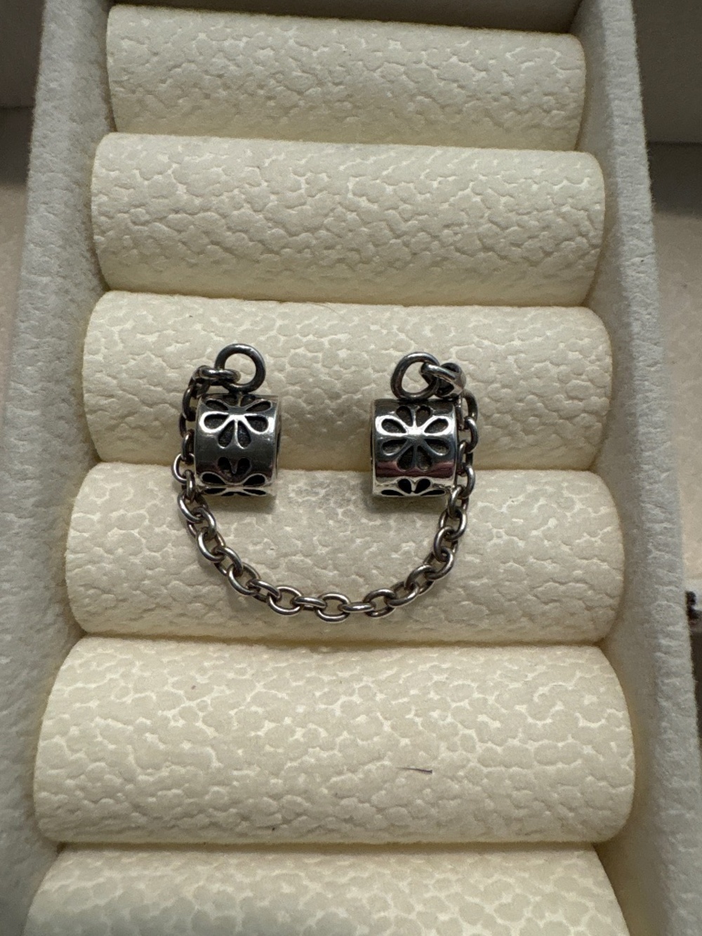 Pandora Flower Safety Chain